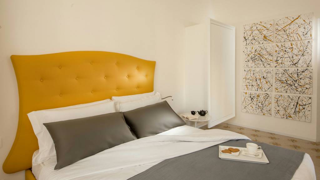 Belli-36-Rooms-Roma-room-12